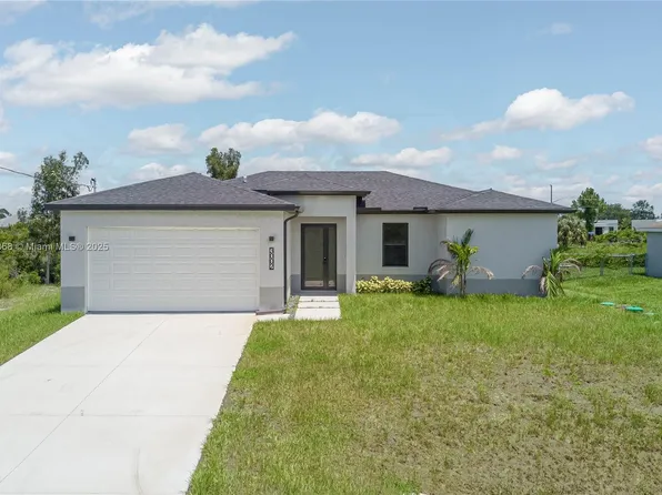 3002 63rd St W, Lehigh Acres, FL 33971