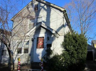 27 Irma Ave, Port Washington, NY 11050