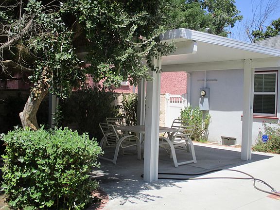 4th image of 5749 Beck Ave
