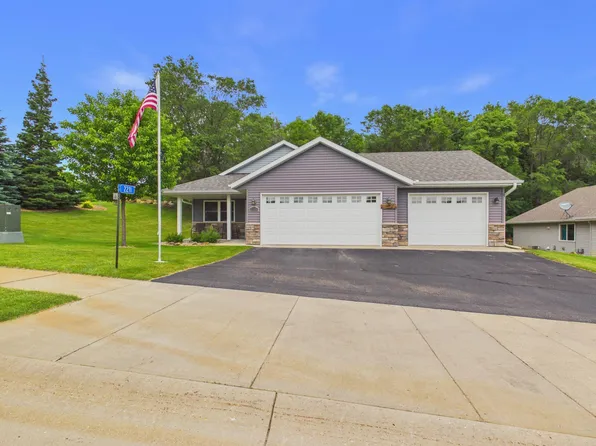 2211 Ridgedale Dr SE, Alexandria, MN 56308