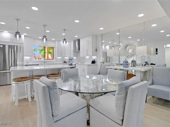 4519 Windjammer Ln APT 2A, Fort Myers, FL 33919