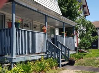107 Franklin St APT 1, Westfield, MA 01085