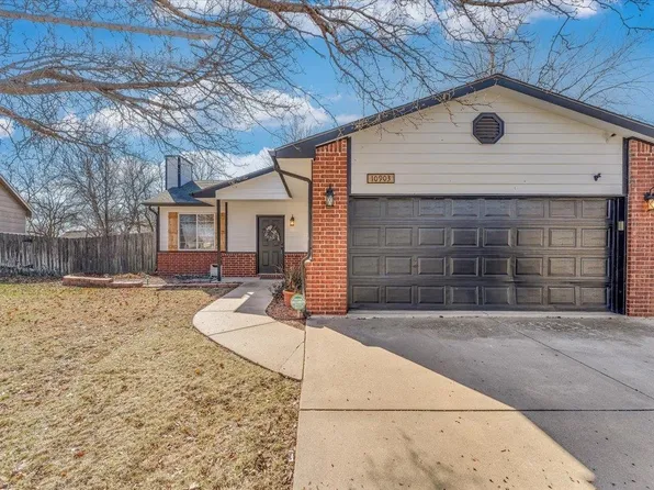 10903 W Dora Ct, Wichita, KS 67209