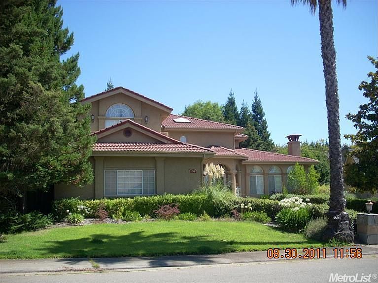 1st image of 258 Cascade Falls Dr