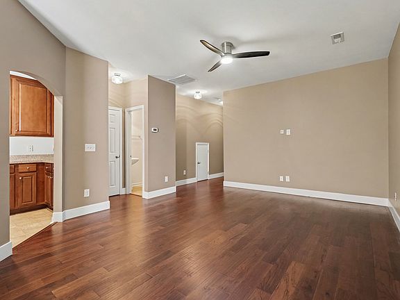 5th image of 4649 Craigmoss Ln