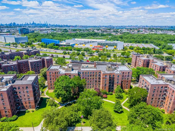 25-34 Union Street #6E, Flushing, NY 11354