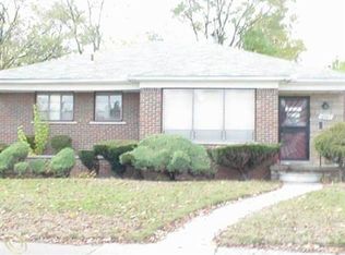19363 Winthrop St, Detroit, MI 48235