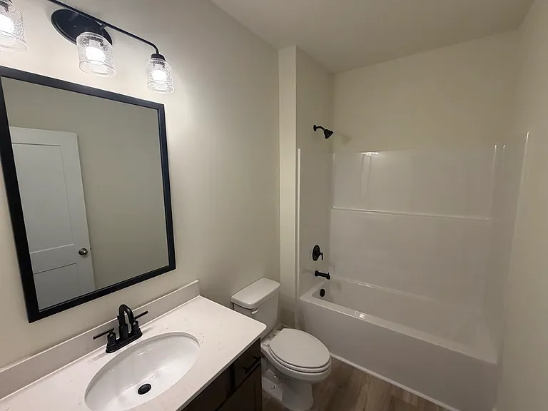3796 Hawks Creek Dr — Photo 22