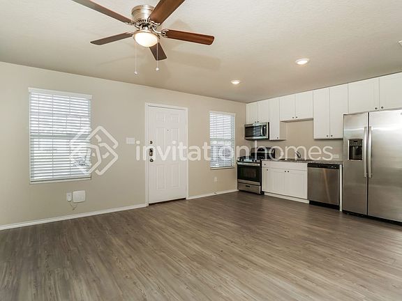 4th image of 5430 Verdugos Palace