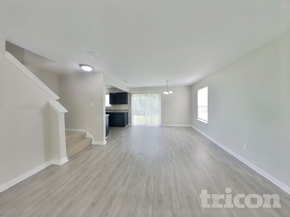 3rd image of 2512 Calabash Dr