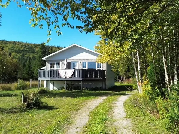 735 Lakeview Road, Spruce Brook, NL A0L1G0