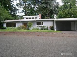 6323 Hillcrest Dr SW, Lakewood, WA 98499