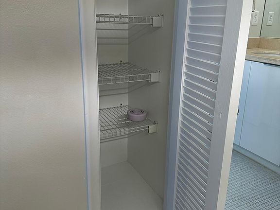 4th image of 5750 Collins Ave APT 16
