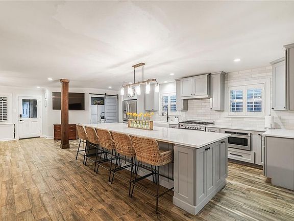 5th image of 5844 Fleur De Lis Dr
