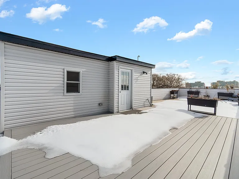 94 Van Horne St #2 — Photo 31