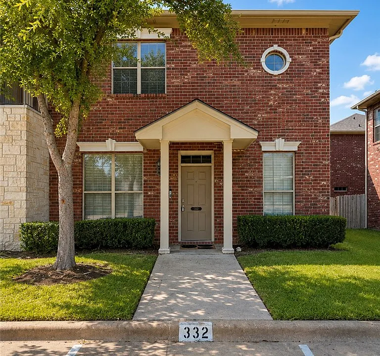 332 Forest Dr