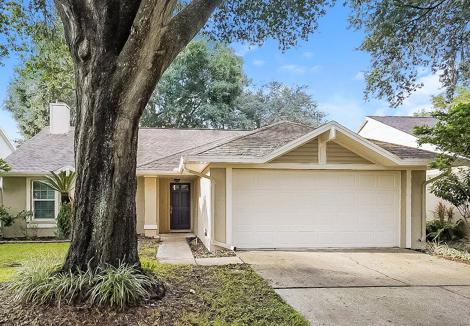 1418 High Knoll Dr