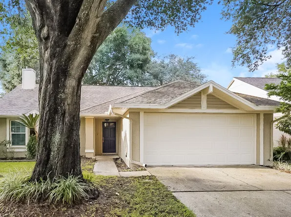 1418 High Knoll Dr, Brandon, FL 33511