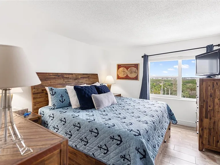 1750 Benjamin Franklin Dr #6G — Photo 17