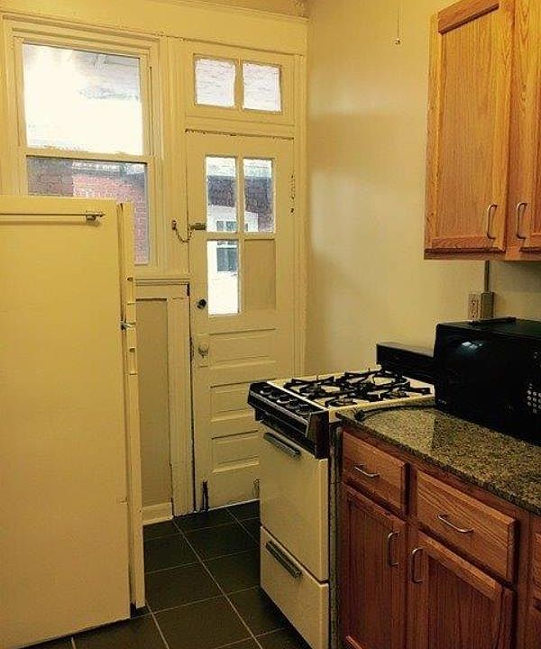 1st image of 1108 W Grace St APT 11
