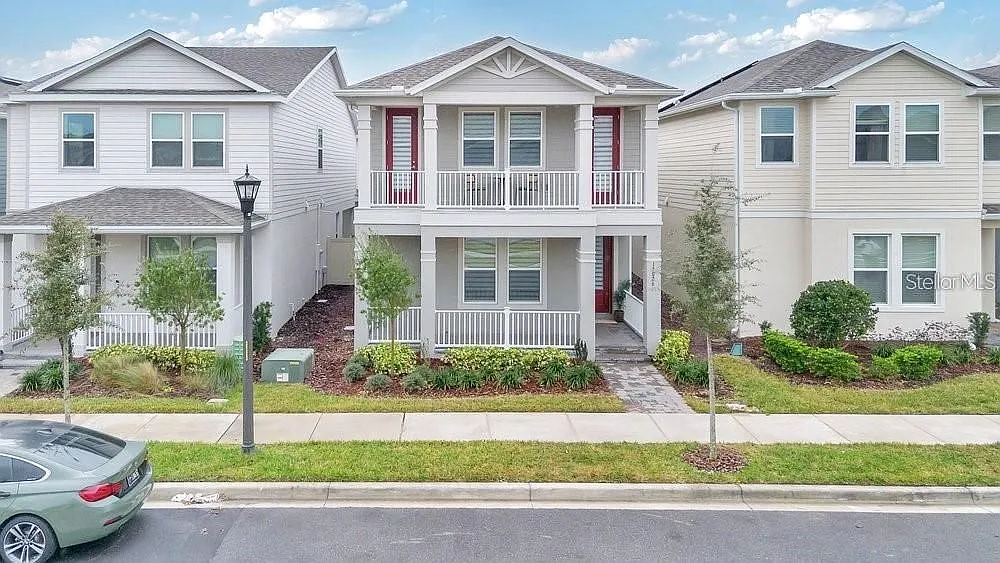 4 bed, 3.5 bath, 2667 sqft, $3,500 — Photo 1
