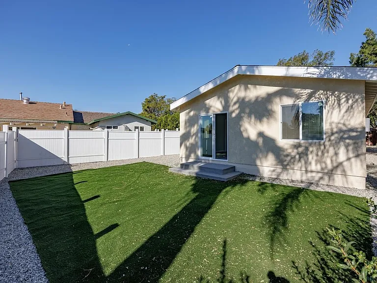 5278 Allison Ln — Photo 4