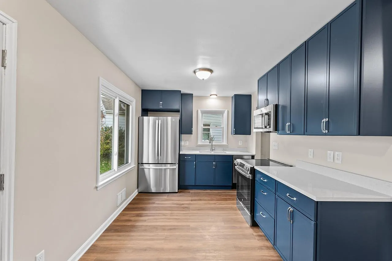 841 North 54th STREET photo 1