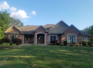 763 Grandpas Ln, O'Fallon, MO 63366