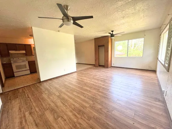 16-1752 34th Ave #B, Keaau, HI 96749