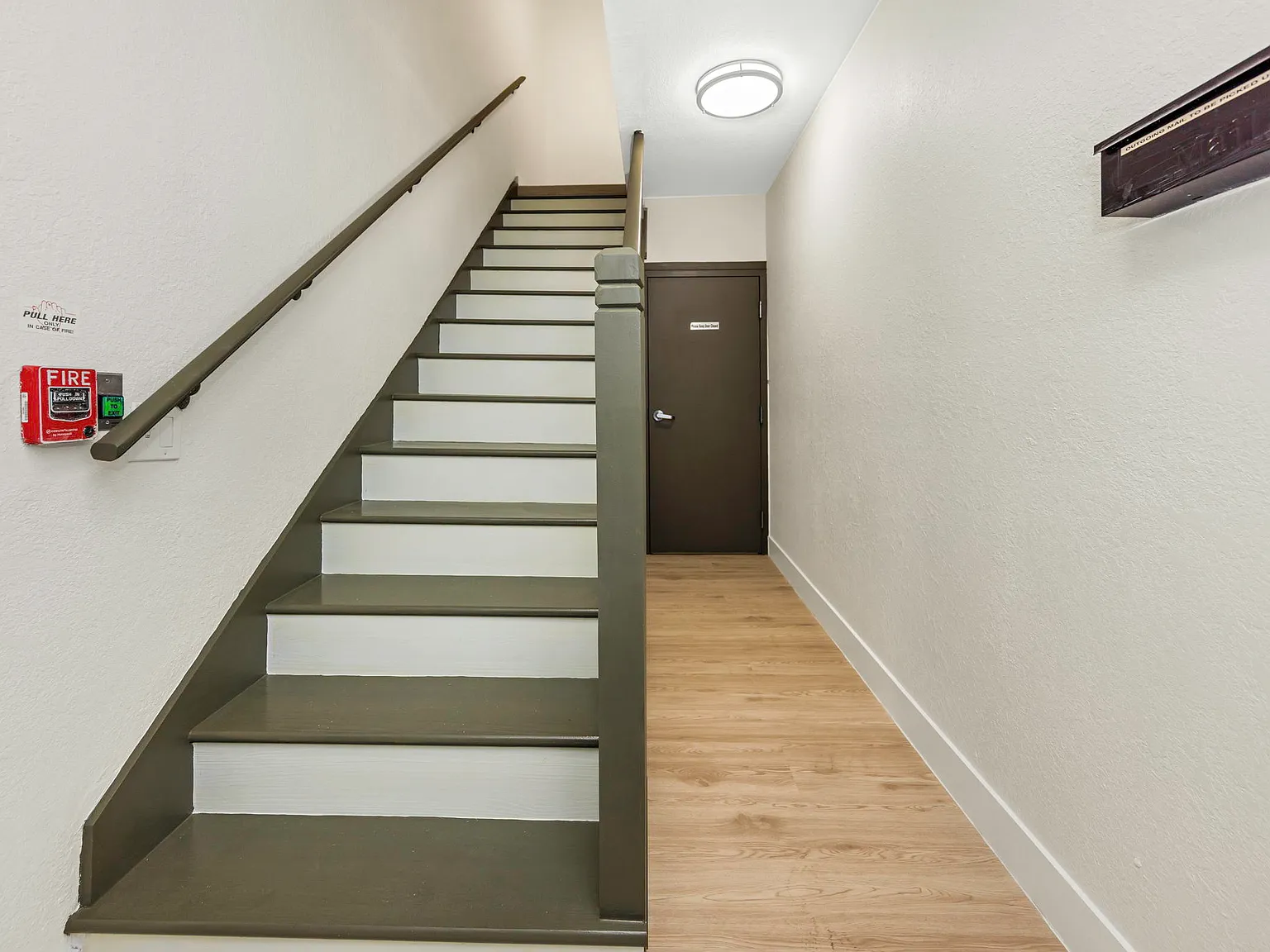 1 bed, 450 sqft, $1,495 — Photo 3