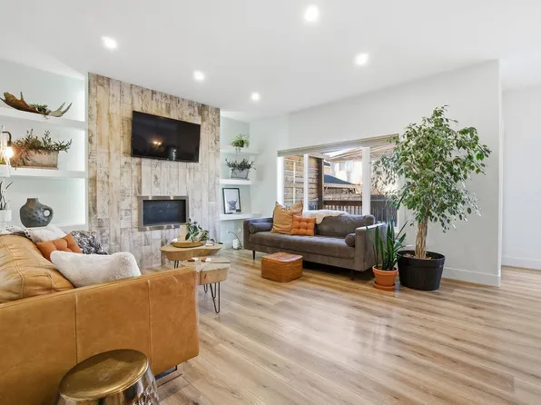 8712 96a Ave, Morinville, AB T8R 2N9