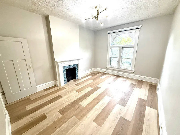 248 S 18th St #1/2 — Photo 7
