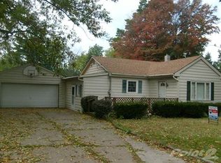 8310 Windsor Beach Ct, Erie, PA 16511