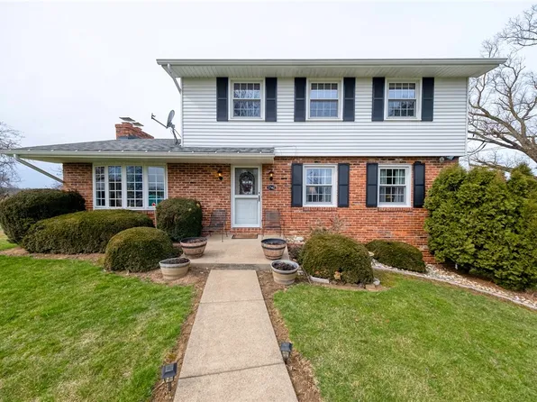 1742 Route 30, Clinton, PA 15026