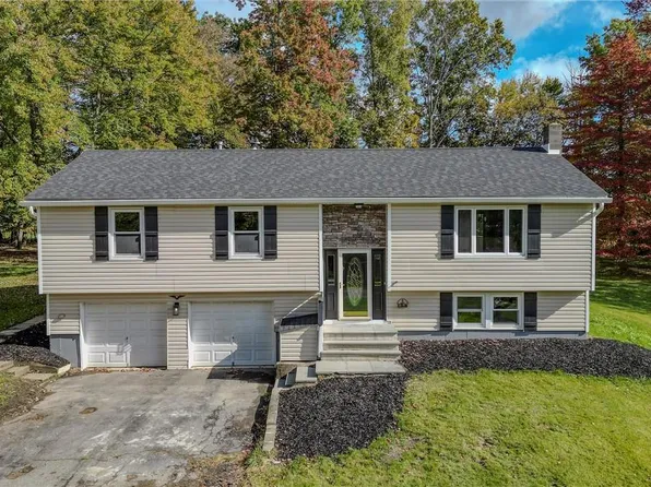 25 Riverside Drive, Pine Bush, NY 12566