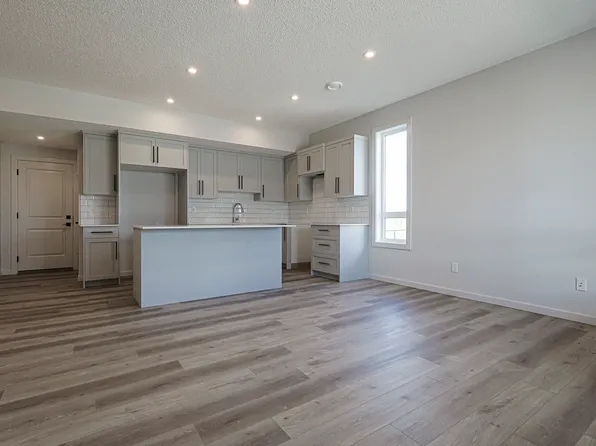 114 Greenfield Way, Fort Saskatchewan, AB T8L 4P8