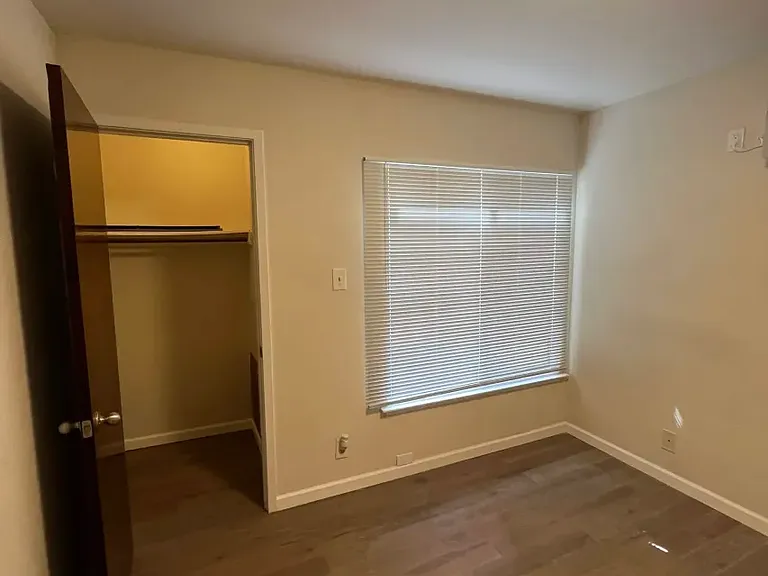 466 25th Ave #2 — Photo 3