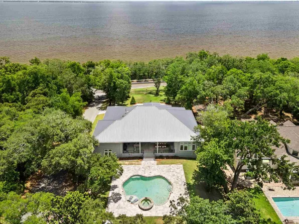 3911 Scenic Hwy, Pensacola, FL 32504