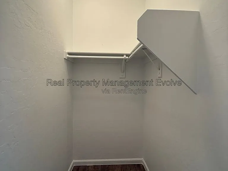 1234 W Remington Dr — Photo 19
