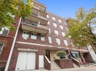 214 Avenue P APT 2A, Brooklyn, NY 11204