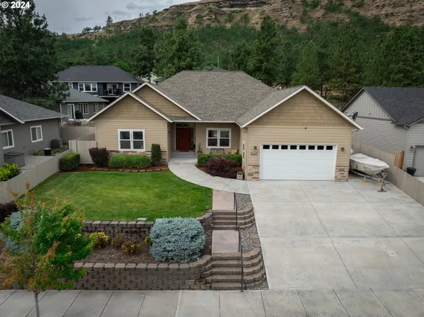 2410 W 14th St, The Dalles, OR 97058
