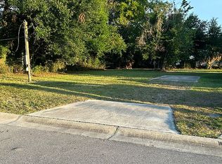 1693 Sunset Blvd, Biloxi, MS 39531