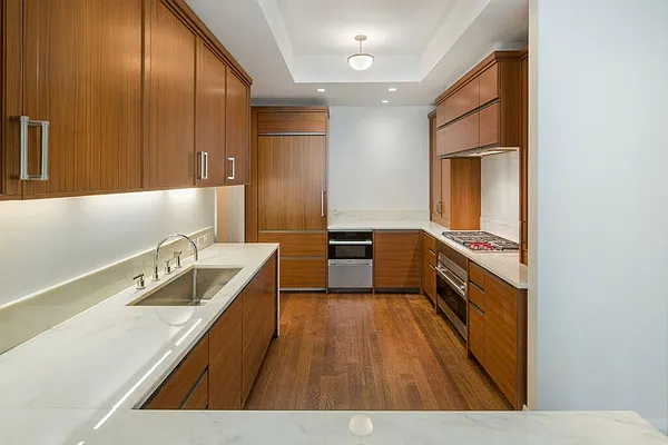 Sold by Douglas Elliman | media 29