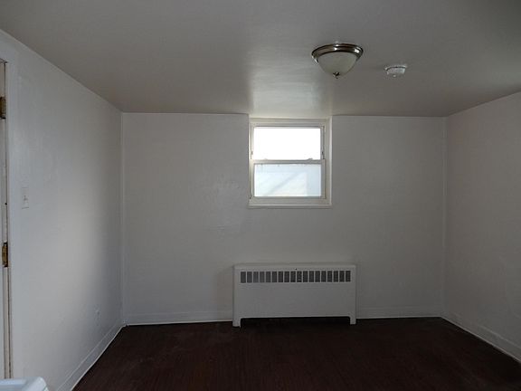 4th image of 253 S Harbine Ave