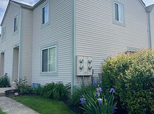 5270 Captains Ct, Columbus, OH 43220