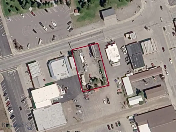 128 Firehole Ave, West Yellowstone, MT 59758