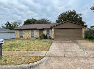 1109 Patrick St, Crowley, TX 76036