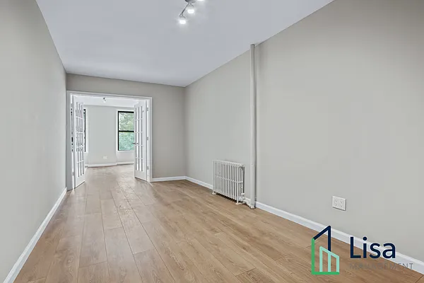 Rented by Lisa Management Inc | media 19