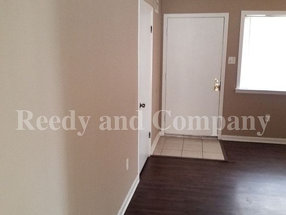 3rd image of 3987 Longsneck Ave