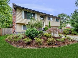 10602 165th Pl NE, Redmond, WA 98052